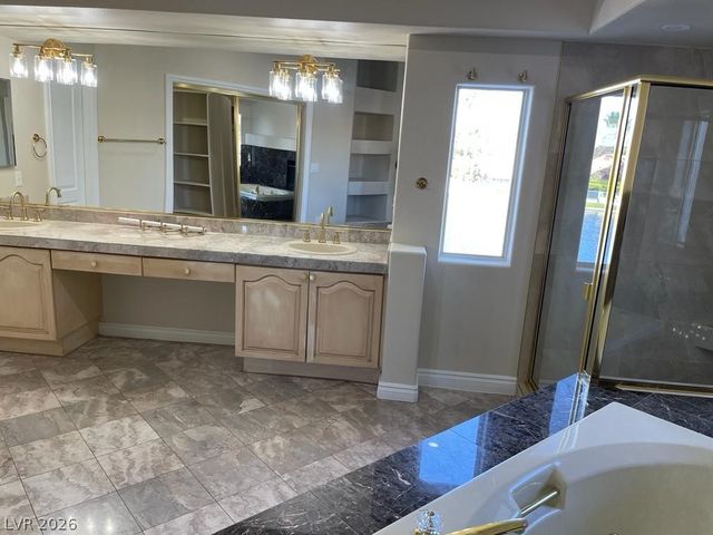 2960 Sun Lake Drive, Las Vegas, NV 89128