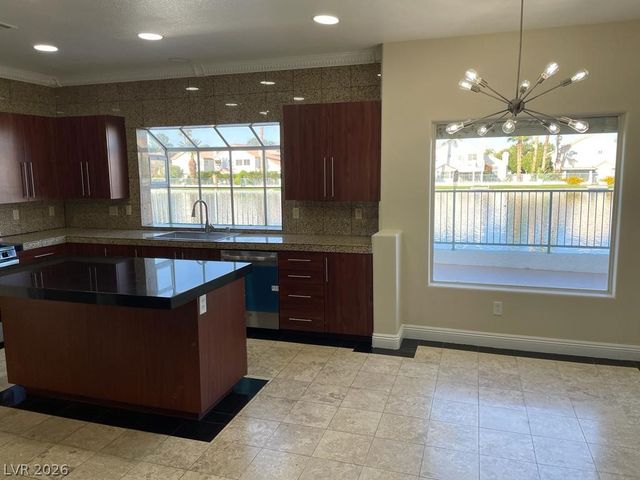 2960 Sun Lake Drive, Las Vegas, NV 89128