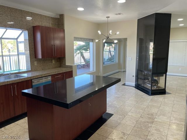 2960 Sun Lake Drive, Las Vegas, NV 89128