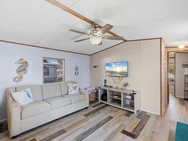 6419 W RICHARD DRIVE, Weeki Wachee, FL 34607