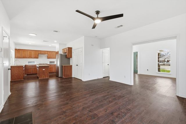 836 Lakeview Circle, Coppell, TX 75019