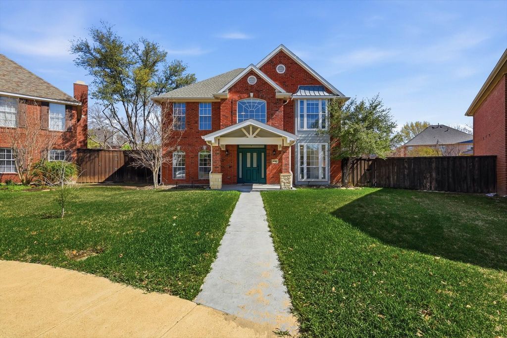 836 Lakeview Circle, Coppell, TX 75019