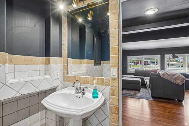 3027 E NILA WAY, Holladay, UT 84124