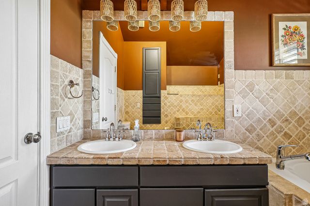 3027 E NILA WAY, Holladay, UT 84124
