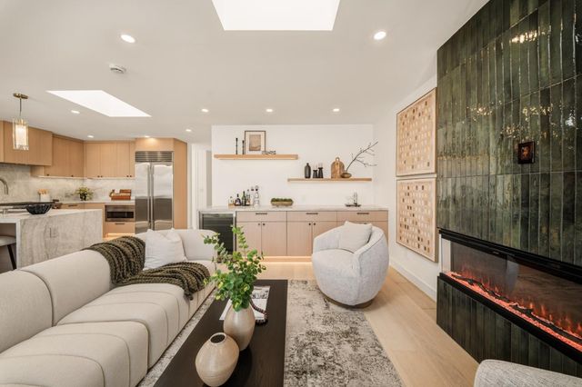 1887 30th Avenue, San Francisco, CA 94122