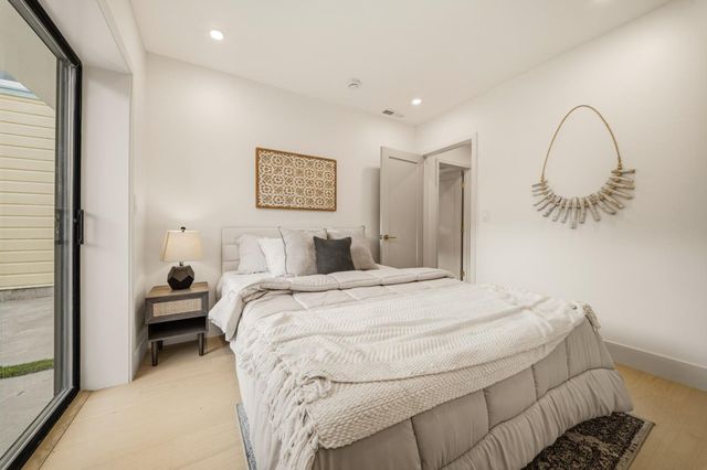 1887 30th Avenue, San Francisco, CA 94122