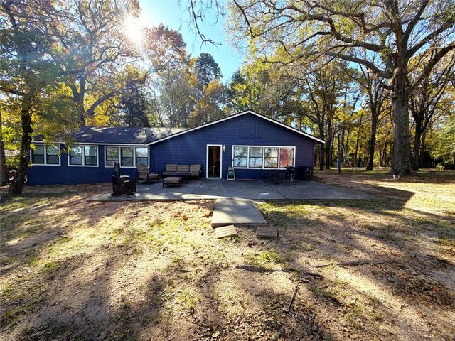 161 E Waltz Lane, Trinity, TX 75862
