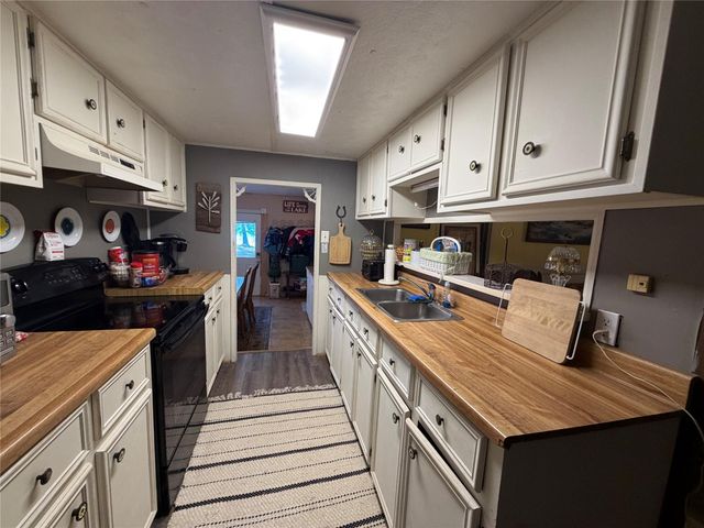 161 E Waltz Lane, Trinity, TX 75862