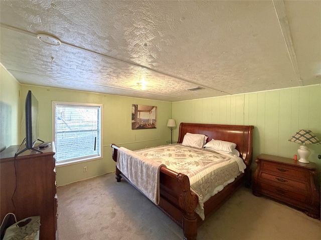 161 E Waltz Lane, Trinity, TX 75862