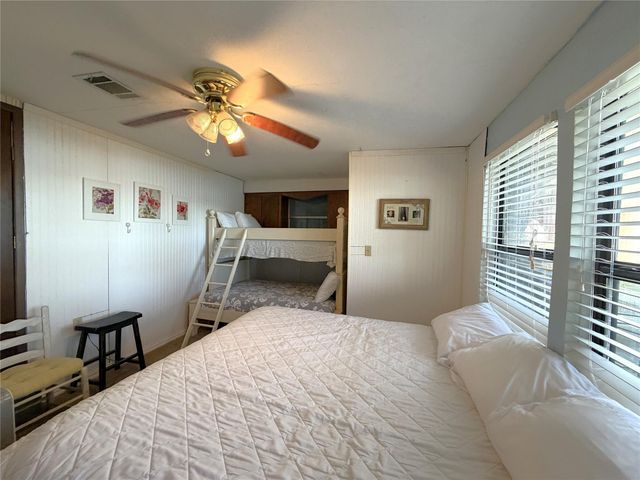 161 E Waltz Lane, Trinity, TX 75862