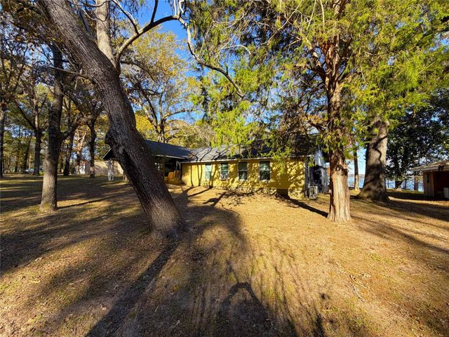 161 E Waltz Lane, Trinity, TX 75862