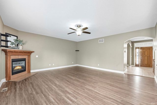 2210 Tuscon Trail, Fort Wayne, IN 46814