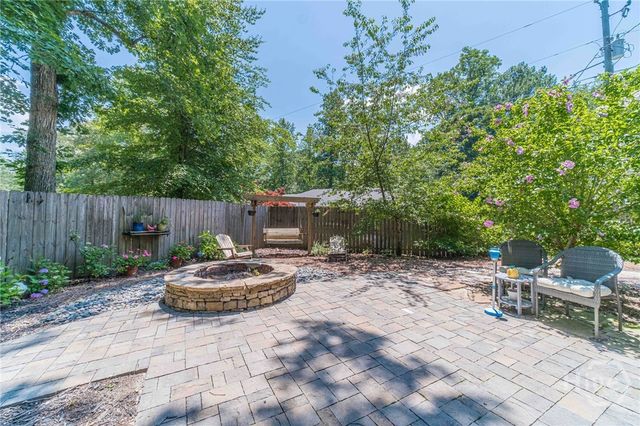 45 Lakepoint Drive, Dawsonville, GA 30534