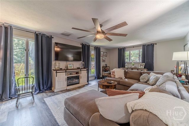 45 Lakepoint Drive, Dawsonville, GA 30534