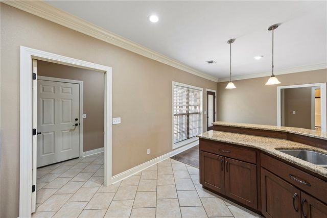 31 Village Court, Russellville, AR 72802