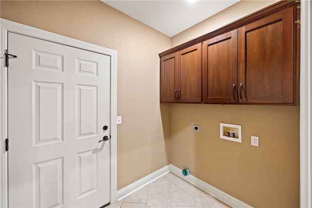 31 Village Court, Russellville, AR 72802