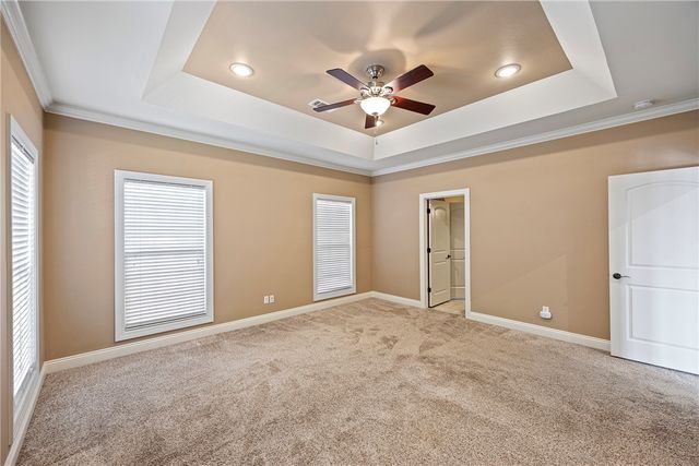 31 Village Court, Russellville, AR 72802