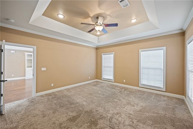 31 Village Court, Russellville, AR 72802