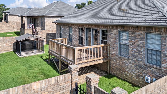31 Village Court, Russellville, AR 72802