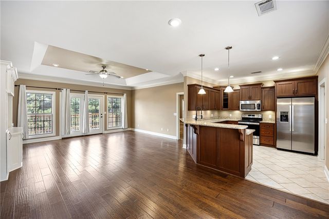 31 Village Court, Russellville, AR 72802