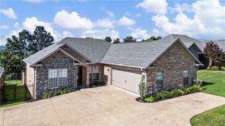 31 Village Court, Russellville, AR 72802