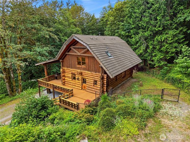 5931 290th Avenue SE, Issaquah, WA 98027