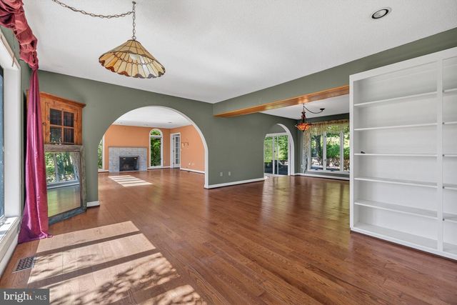 20001 CHERRY HILL CIR, Hagerstown, MD 21742