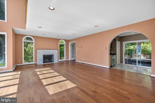 20001 CHERRY HILL CIR, Hagerstown, MD 21742