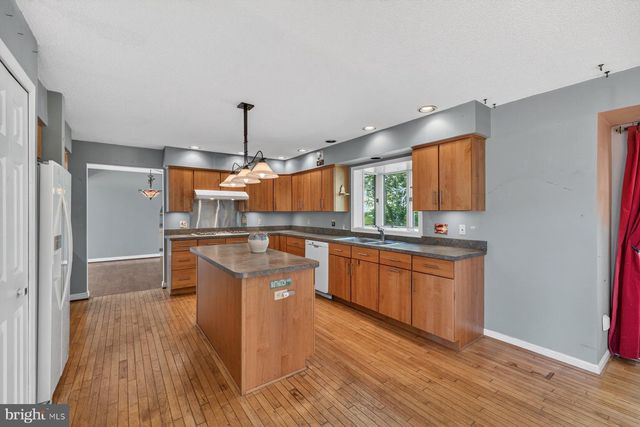 20001 CHERRY HILL CIR, Hagerstown, MD 21742
