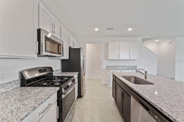 15014 WINDFLOWER ALLEY, Winter Garden, FL 34787