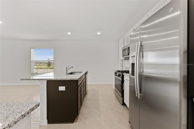 15014 WINDFLOWER ALLEY, Winter Garden, FL 34787