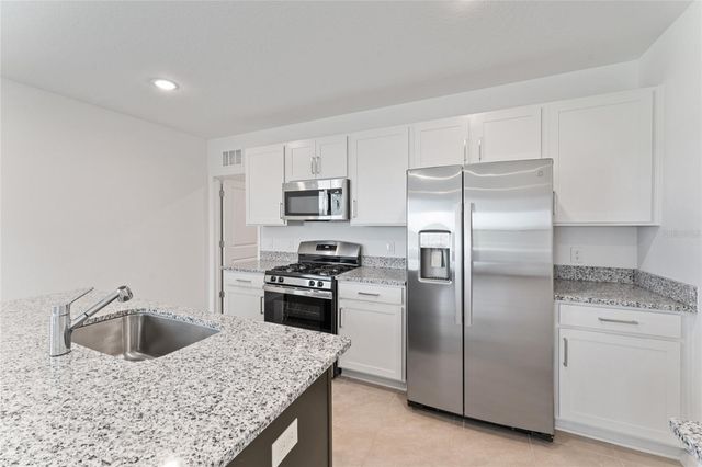15014 WINDFLOWER ALLEY, Winter Garden, FL 34787