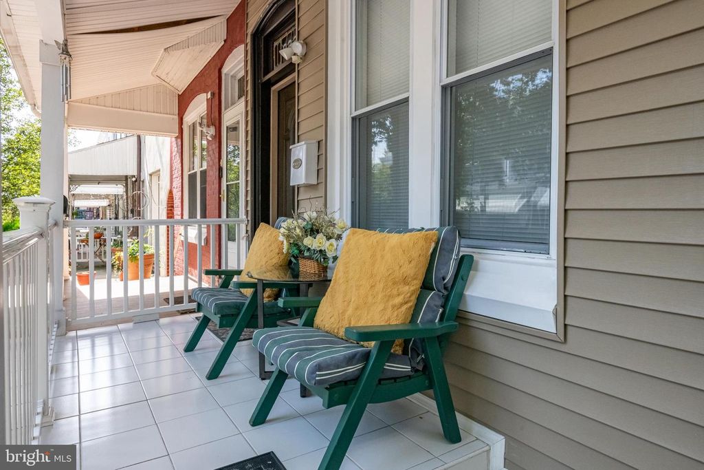 922 PEAR ST, Reading, PA 19601