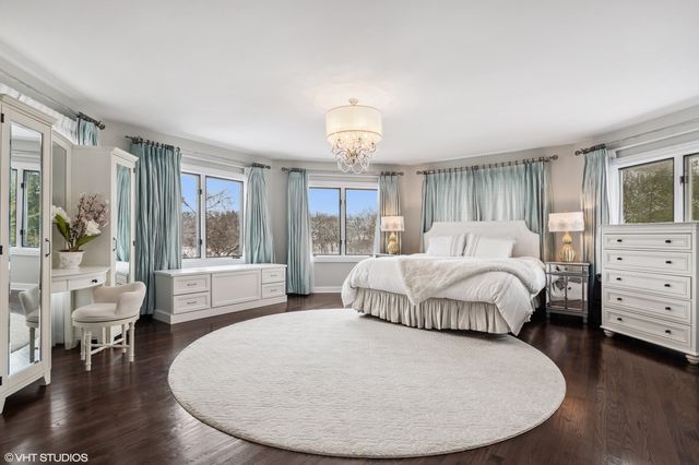 11 Moate Lane, Barrington Hills, IL 60010