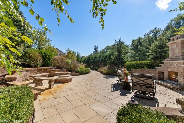 11 Moate Lane, Barrington Hills, IL 60010