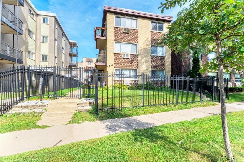 7453 N Sheridan Road 3B, Chicago, IL 60626