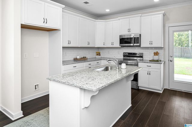 2033 WOHALI DRIVE, Leeds, AL 35094