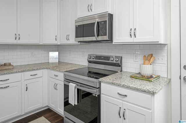 2033 WOHALI DRIVE, Leeds, AL 35094