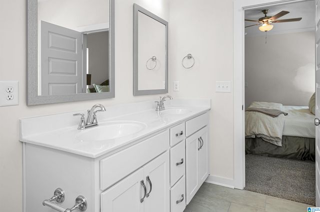 2033 WOHALI DRIVE, Leeds, AL 35094
