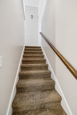 634 Hidden Valley Dr, Clarksville, TN 37040