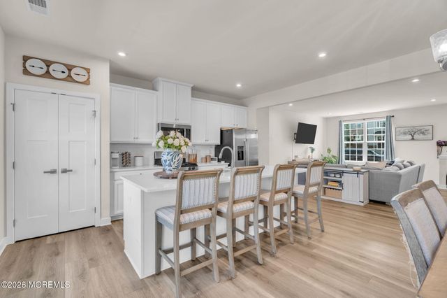 63 American Way, Cliffwood, NJ 07721