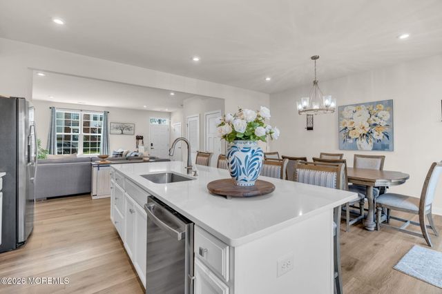 63 American Way, Cliffwood, NJ 07721