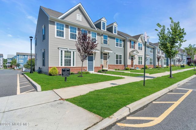 63 American Way, Cliffwood, NJ 07721