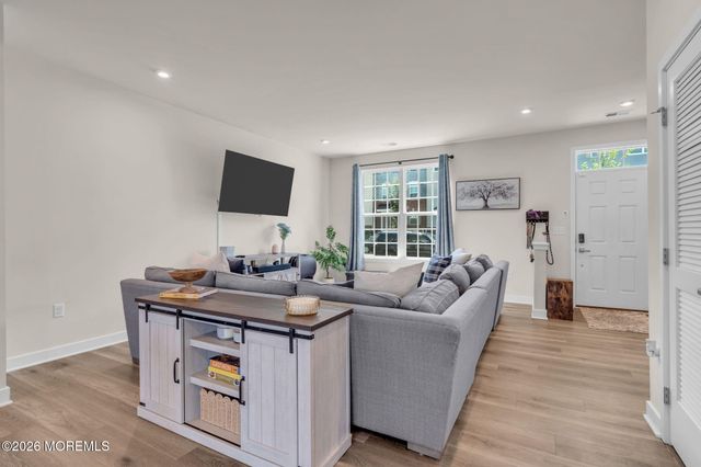 63 American Way, Cliffwood, NJ 07721