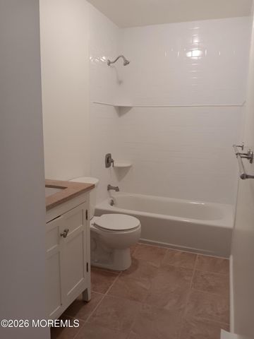 260 Ocean Avenue 6B, Sea Bright, NJ 07760