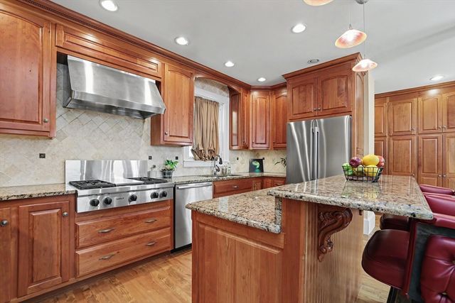 83 Beacon, Boston, MA 02136