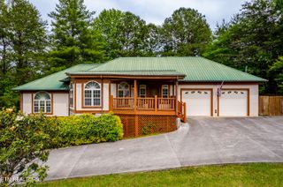 332 Pembroke Drive, Sevierville, TN 37876