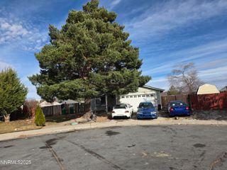 10001 Gabro Street, Reno, NV 89506