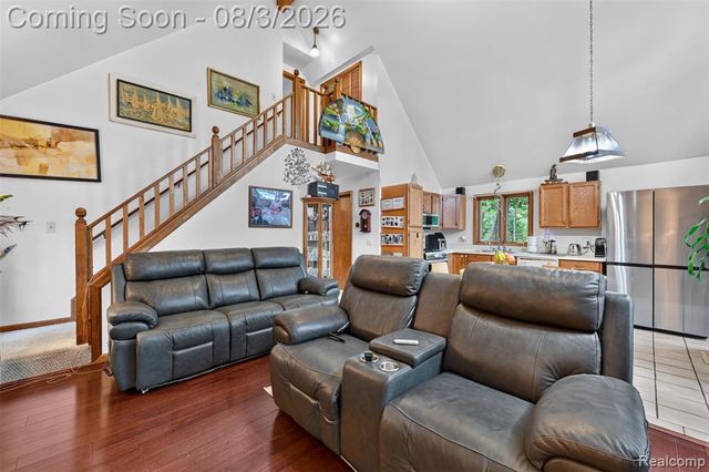 679 N Long Lake Boulevard, Lake Orion, MI 48362