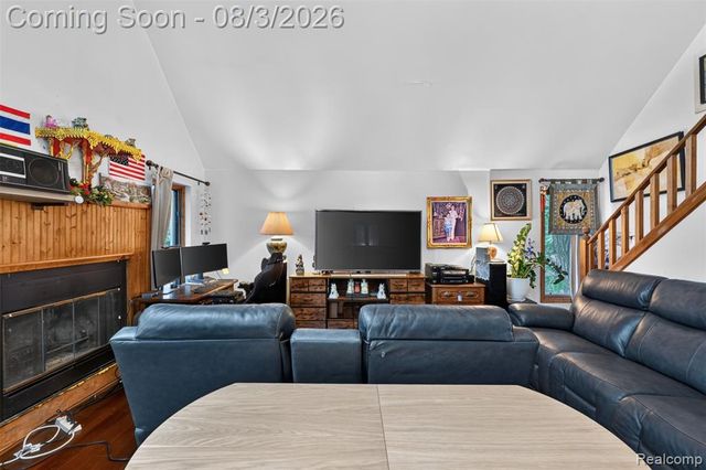 679 N Long Lake Boulevard, Lake Orion, MI 48362